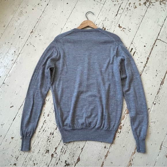 Peter Millar Brandon Dune Golf V-Neck Merino Wool Blend Sweater - Picture 3 of 12